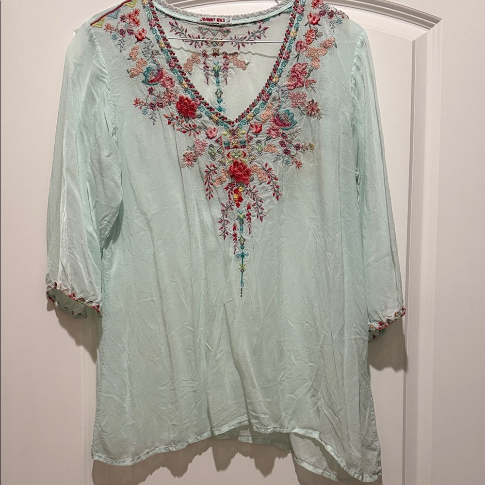 Johnny Was Mint Green Embroidered V-Neck Tunic